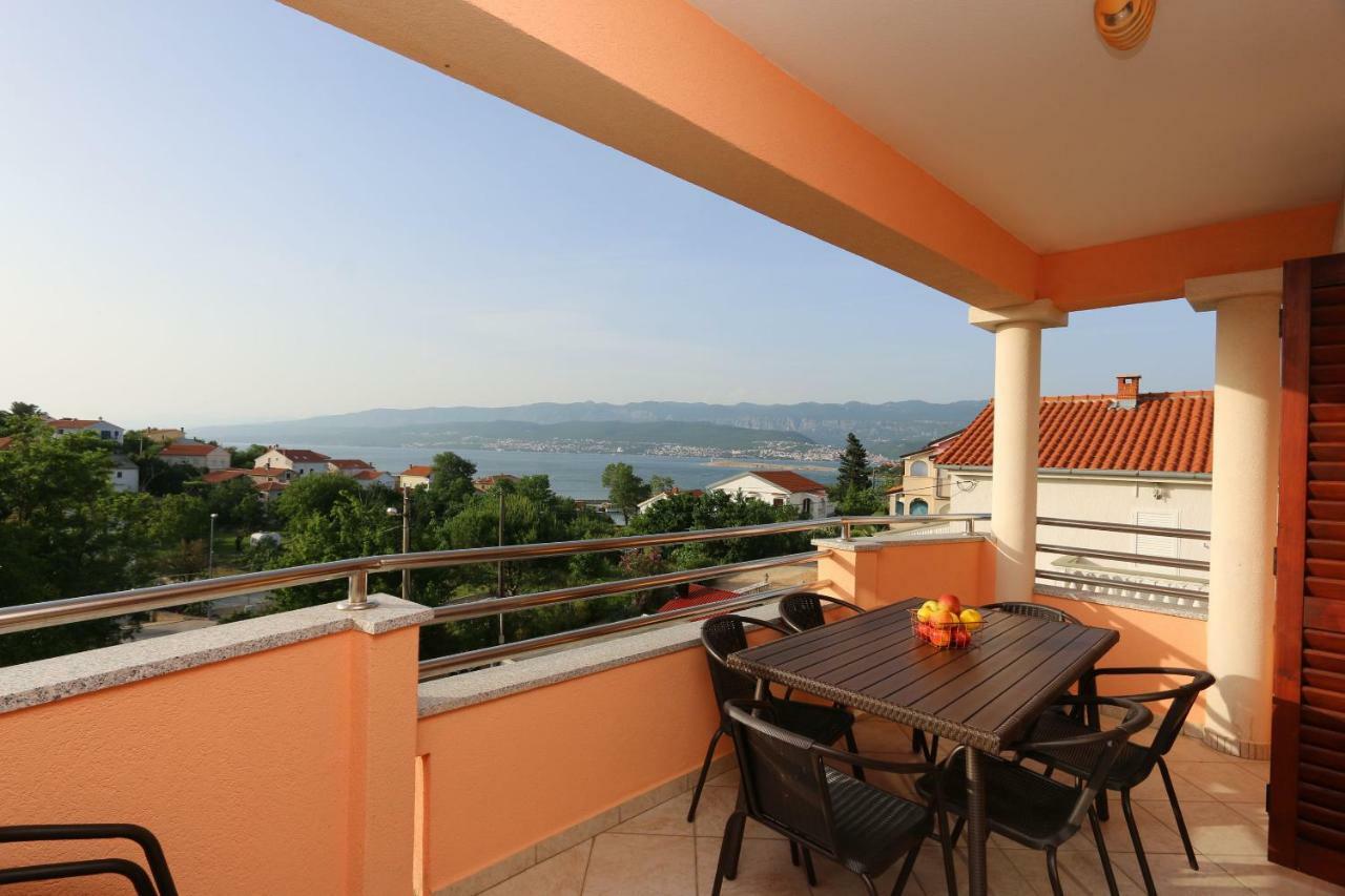Apartment Dina Šilo Esterno foto